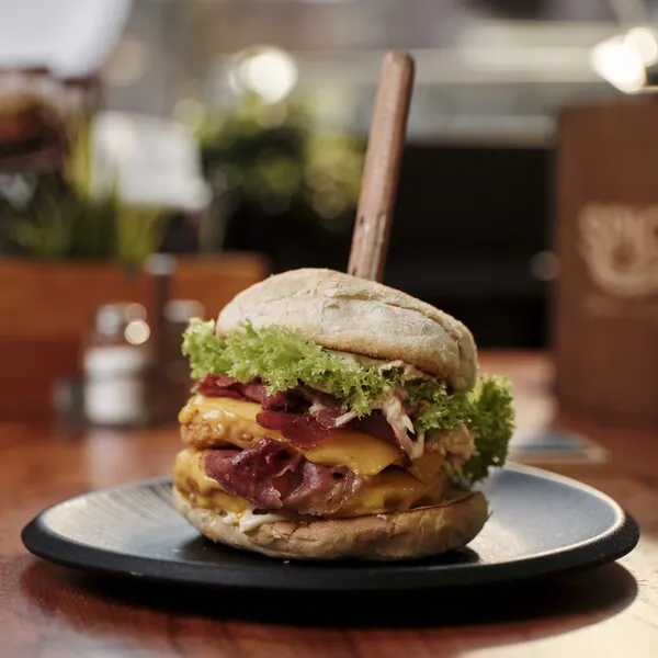 Double Crispy Burger